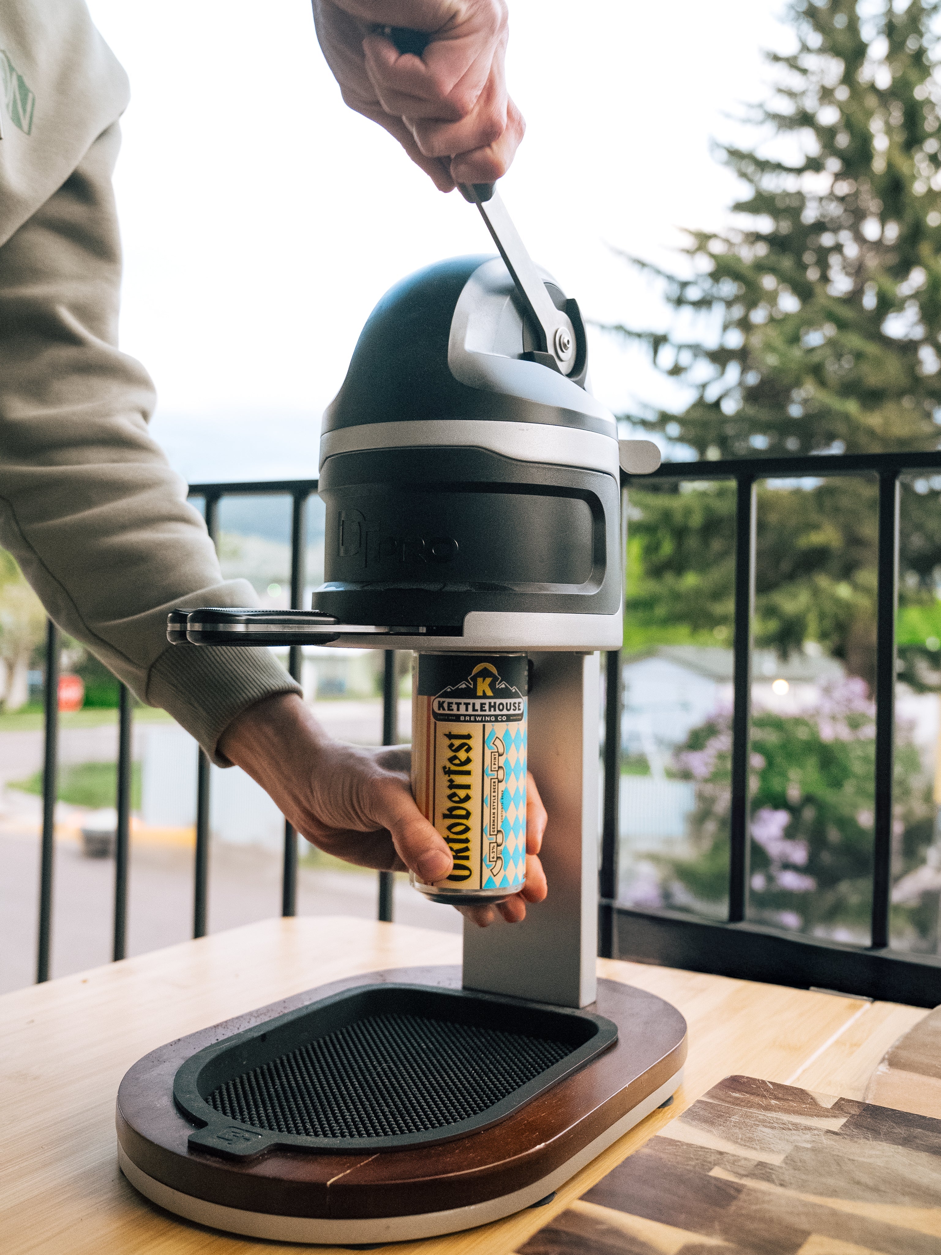 Breweries & Bars Are Using Draft Top Pro—Here’s Why